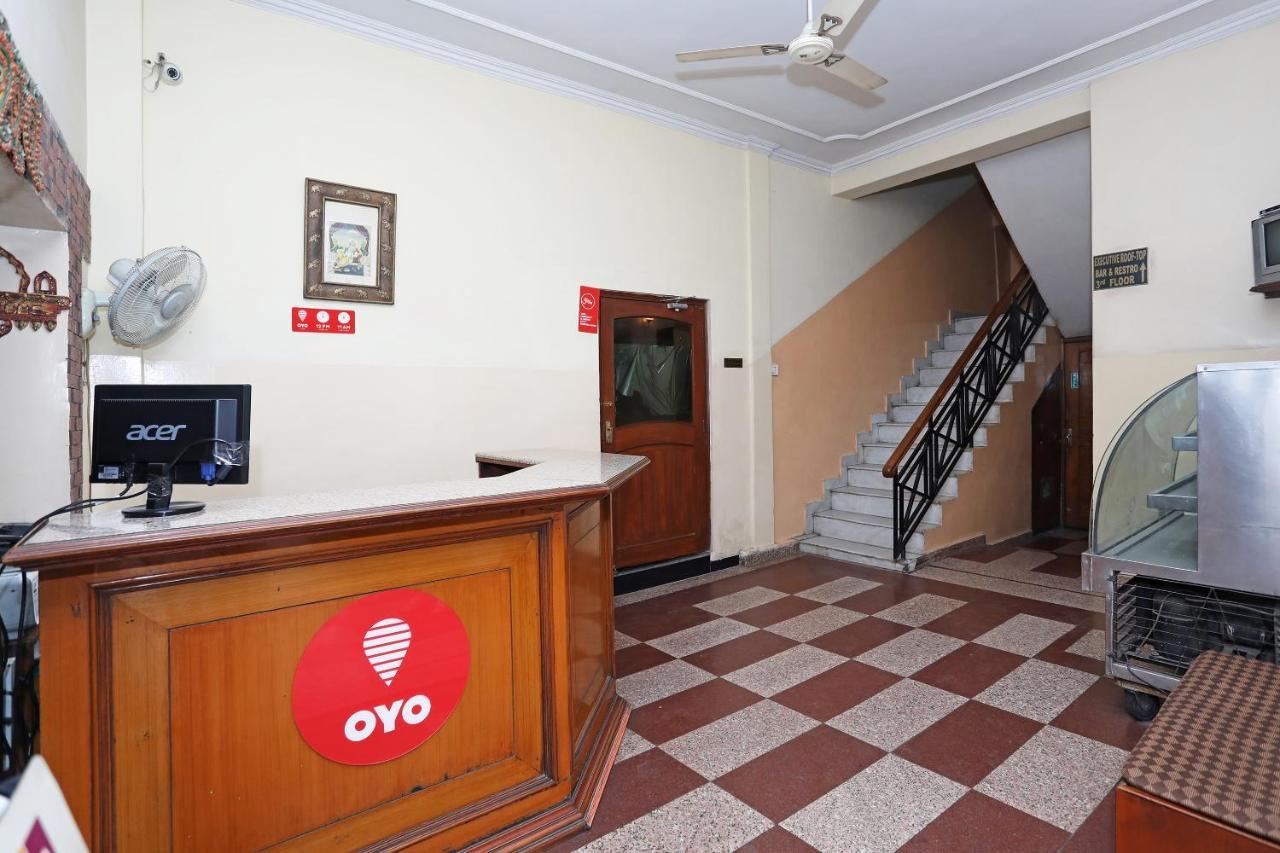 Flagship 10282 Hotel Rishi Jaipur Exteriör bild
