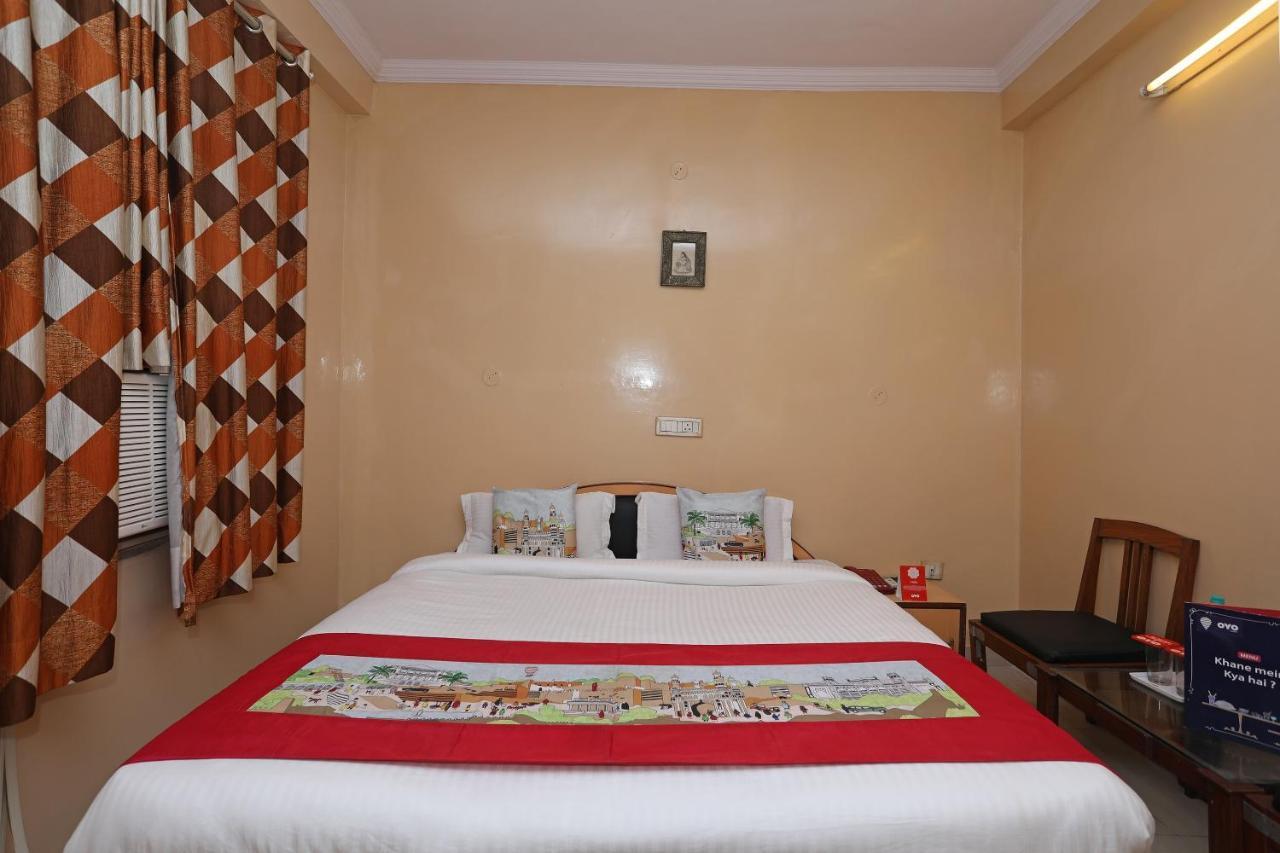 Flagship 10282 Hotel Rishi Jaipur Exteriör bild